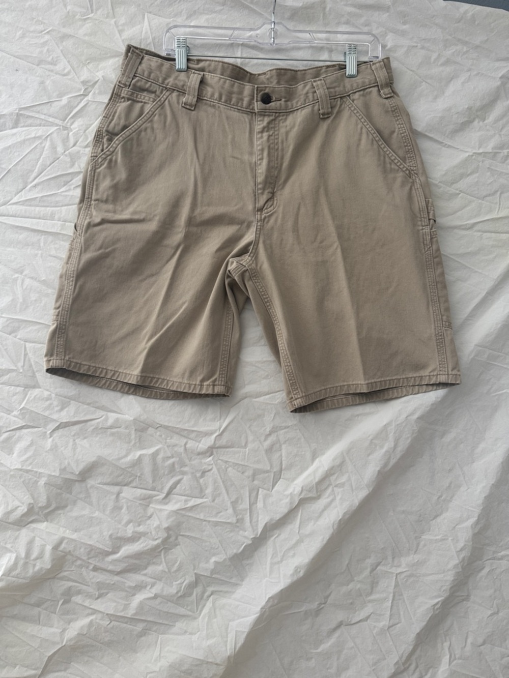 Vintage Y2K Carhartt Men's Khaki/Tan Cargo Work Shorts